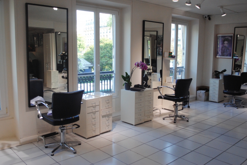 salon-coiffure-LES ARCS-min_floor-home-office-property-living-room-room-781228-pxhere.com